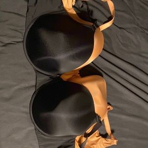 2 Torrid 42G bras
